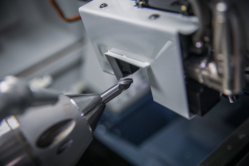 LASERULTRA DE ANCA, LA NUEVA HERRAMIENTA DE LA FÁBRICA INTELIGENTE, ES UN 70% MÁS RÁPIDO EN LA MEDICIÓN DE HERRAMIENTAS